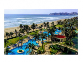 ACAPULCO VIDANTA MAYAN playa Y albercas COCINERA